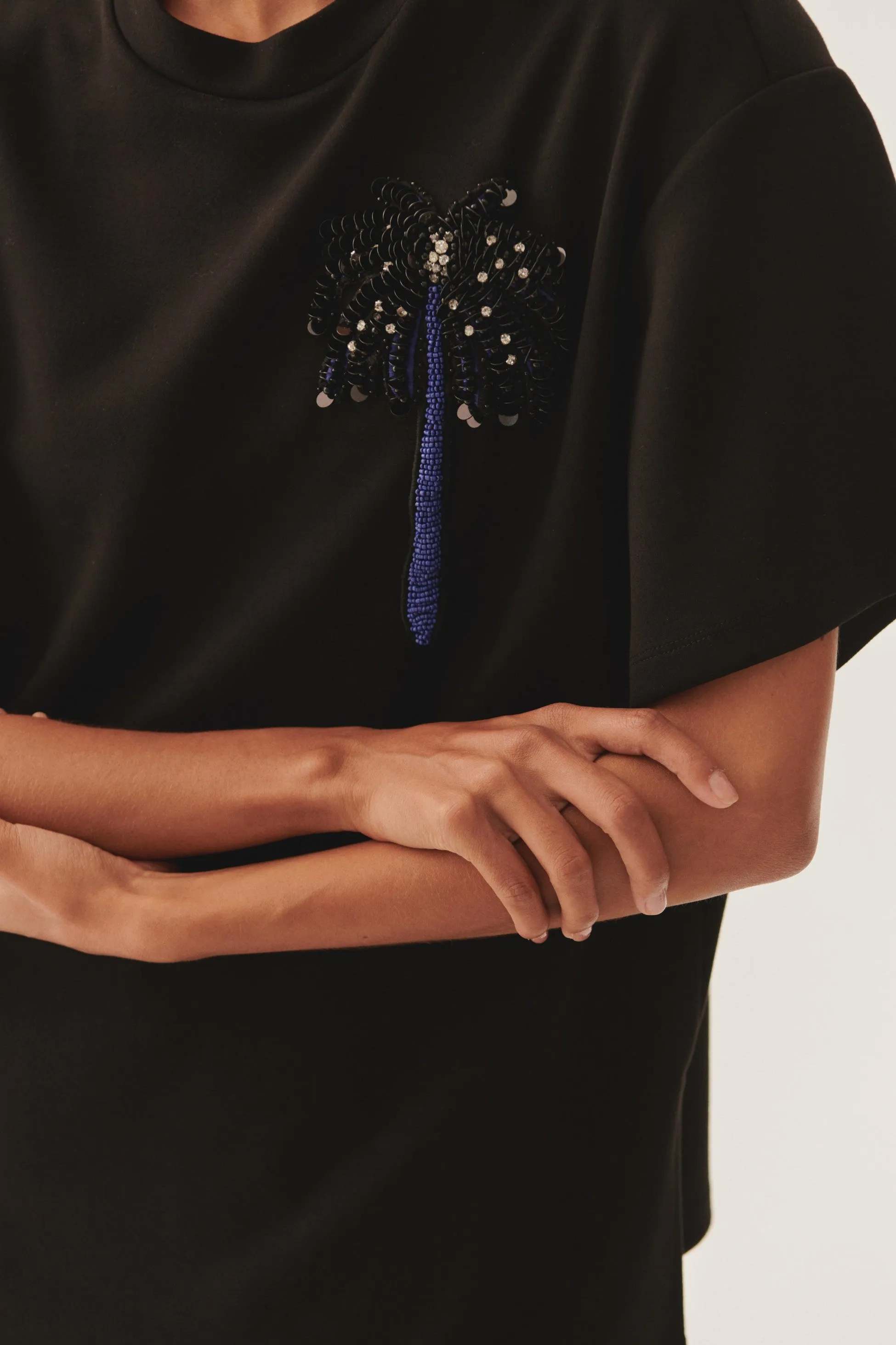 Black Embellished Relaxed Fit Tee T-Shirt