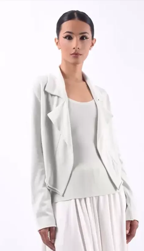 Cropped Jacket in White | Lars Andersson