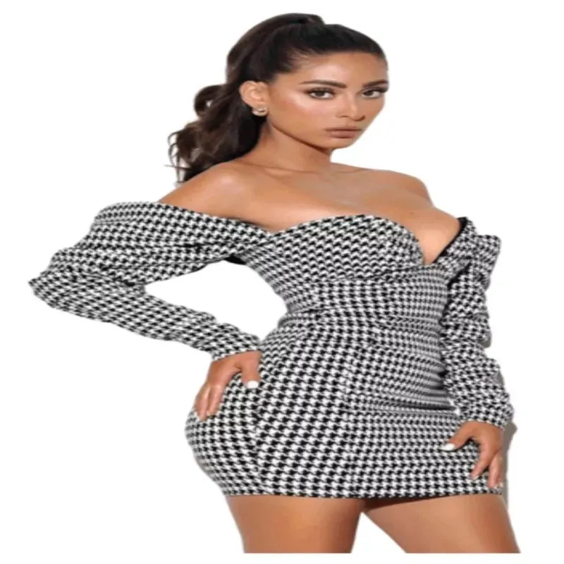 Daydreamin' Puff Sleeve Houndstooth Dress