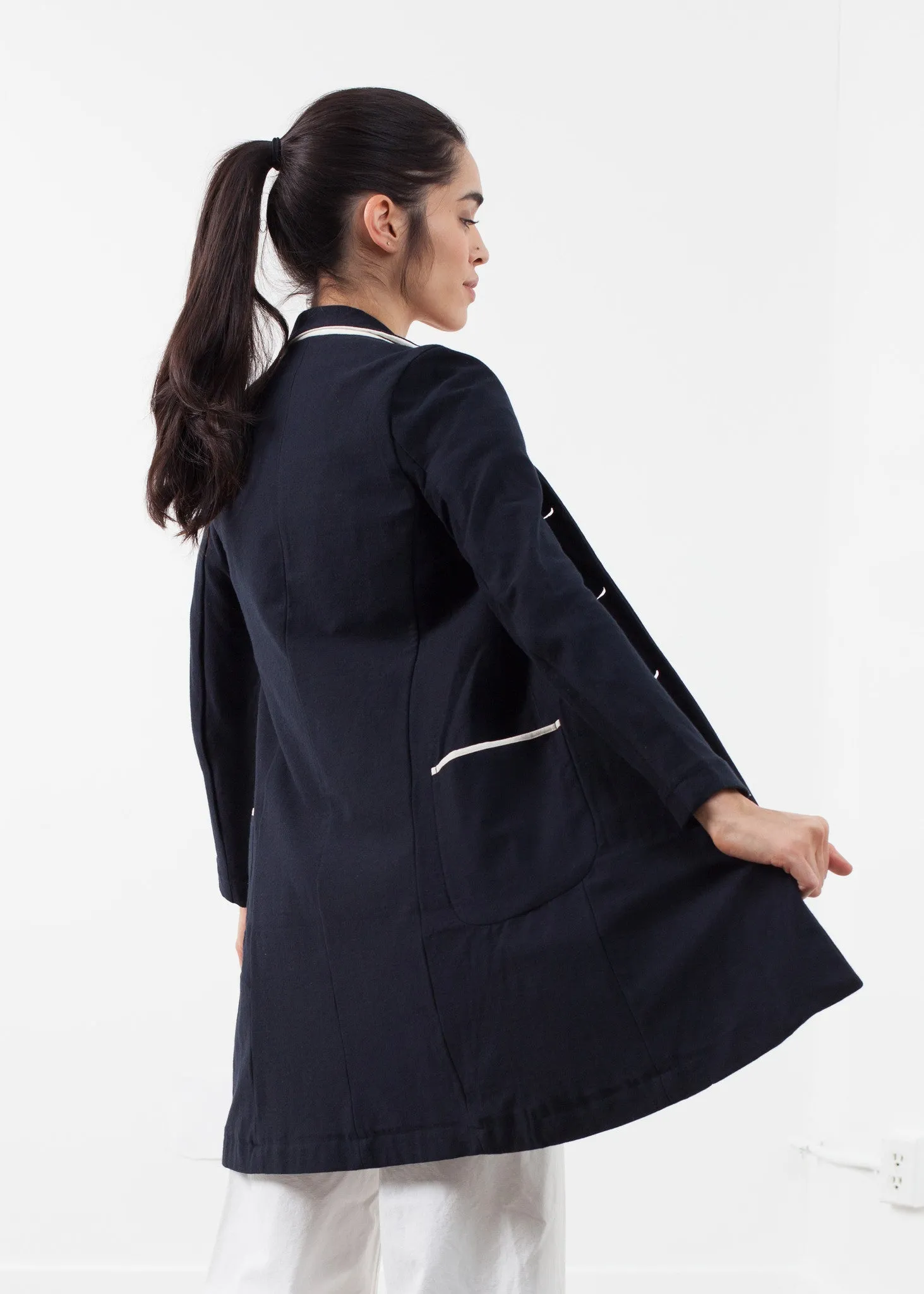 Halo Coat - A Stylish and Fashionable Choice