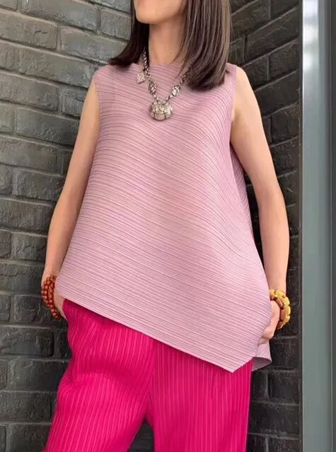 Summer Pleated Tops: Korean Aesthetic